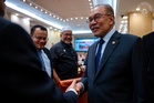 Tambah baik perkhidmatan, mudahkan urusan rakyat – Anwar