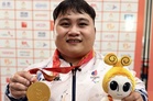 Bonnie pertahan emas, basikal menyengat