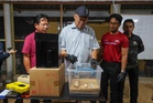 Telur sarang pertama penyu belimbing 2026 tidak bersenyawa