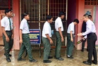 Guna peruntukan tingkat tahap keselamatan di sekolah