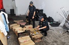 Restoran Arab sorok minyak peket di tempat sampah