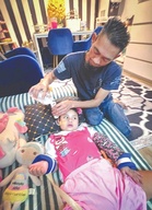 Mikayla lumpuh perlukan RM30,000 untuk rawatan