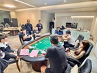 Mini kasino dalam penthouse hotel diserbu, 16 warga asing ditahan
