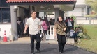 Datuk didenda RM50,000 biak lalat di ladang ayam