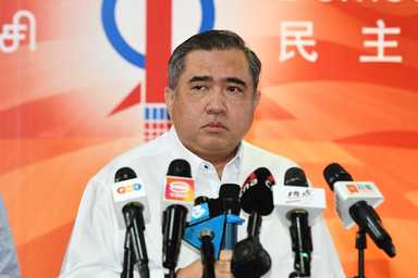 OPINION | JOHOR POLL | How Will Anthony Loke Take Full Responsibility Now?