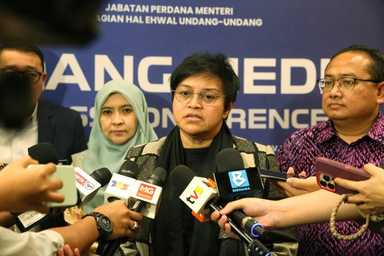 OPINION | Thank You, Azalina. We Need More Voices Like Yours