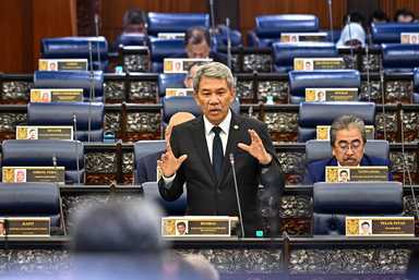 #GilaBola | Malaysia Watches Swiss Talks Through the Strait of Hormuz