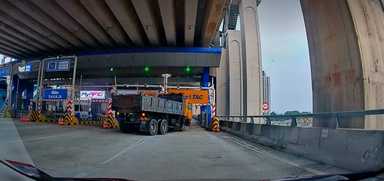 When a Lorry Driver Forgets He Needs SmartTAG Today 😂