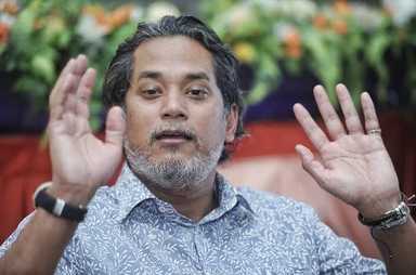 Can Khairy Jamaluddin share what are the Malay rights at risk in N Sembilan that the 14 assemblypersons from BN saved?