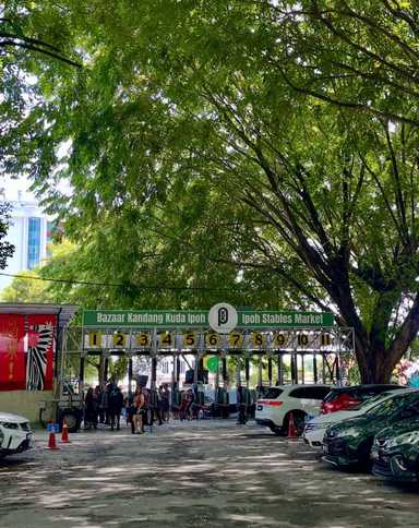 #EiTahuTak | We Found Asia's First Stable Market in Ipoh. And My Late Father Would Have Said "Pan Tian Nyong!"