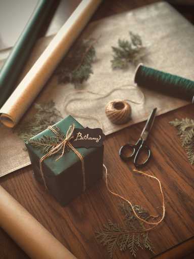 Flex Your Creative Muscles with Some Unique Present 
Wrapping Styles
