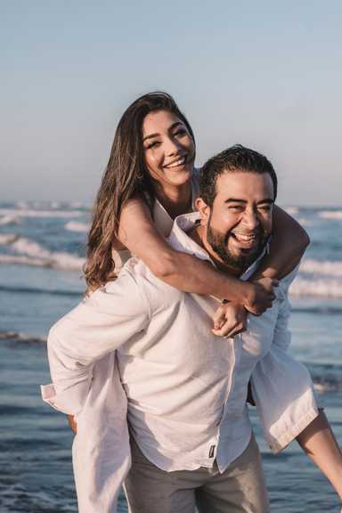 My Girlfriend Spends RM2,400 a Month, But I’m Attracted to Another Woman Who “Lives Off Men"