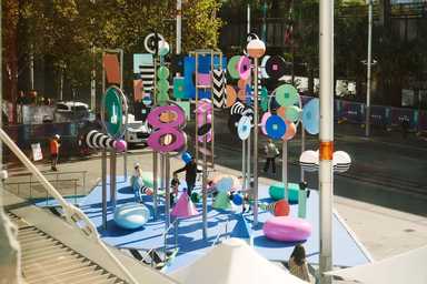 An Interactive Sculpture by Wade and Leta Celebrates the Sun-Bleached Australian Landscape