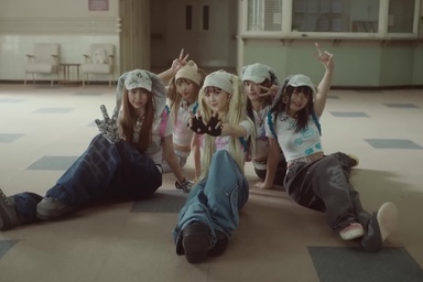 NewJeans’ “OMG” (Performance Ver. 1) Becomes Their 1st MV To Hit 400 Million Views