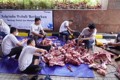 Terapkan Prinsip ESG, Anggota IFG  Ini Salurkan 55 Hewan Kurban di 30 Kota