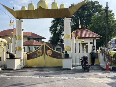 森州王室风波升级  前酋长被令搬离官邸