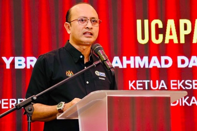 Teater Jadi Medium PTPTN Semai Budaya Menabung Dalam Kalangan Generasi Muda