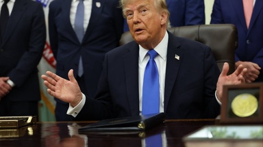 US judge blocks Trump’s ‘absurd’ visa caps for students, journalists