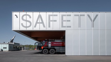 RDR architects have completed an elegant new structure for the Swiss Airforce