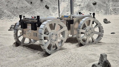 Watch this bio-inspired Mars rover concept 'swim' through sand on curved wheels (video)