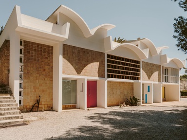 Lose yourself in these artists’ modernist houses, a lush journey across global creativity