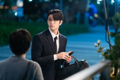 Which K-drama stars play Kim Go-eun’s love interests in ‘Yumi’s Cells’?