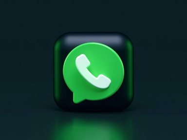 WhatsApp Membangunkan Kebolehan Memberi Reaksi Mesej Menggunakan Pelekat