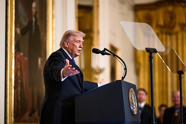 Critics Blast Trump as ‘Wannabe Cult Leader’ After He Leads GOP Crowd in Personal Loyalty Pledge