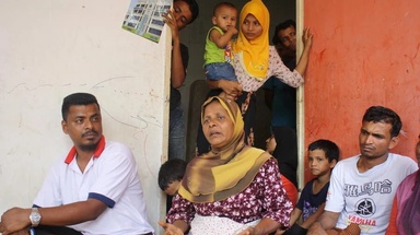 Imagine rightist Rohingya refugee has audacity to tell local Chinese woman to “balik Tongsan”