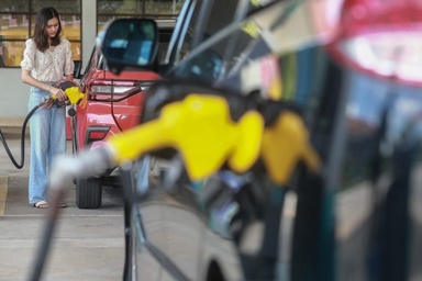 Govt may cut RON95 quota to 150 litres per month; a measure to protect domestic fuel availability