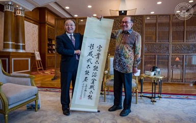 Anwar Hargai Sumbangan Ouyang Yujing Perkukuh Hubungan Malaysia-China