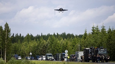 Finland suspects Russian aircraft of violating its airspace, defence ministry says