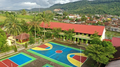 Sarawak Pushes AI Training for Teachers, But Can Rural Schools Keep Up?