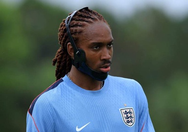 The 'crazy' reason Djed Spence has to wear a mask for England at the World Cup