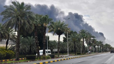 Iran attacks Bahrain and Kuwait, threatens to halt talks after fresh US strikes