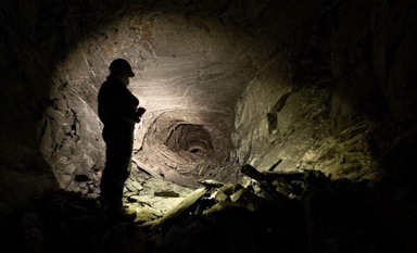 Construction Workers Stumbled Upon a Sealed Cave Holding a 400,000-Year-Old Lost World