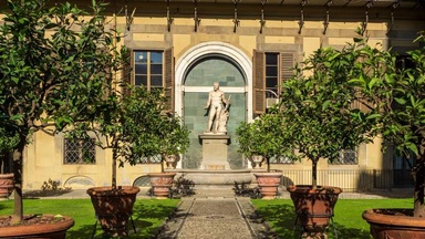 This palace in Florence is one of the earliest Renaissance buildings, born from the caution of a man who didn’t want to appear too powerful (art history proved him right)