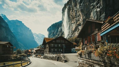 In Switzerland, this enchanting alpine valley, dotted with waterfalls, is a paradise for hikers (and it inspired Tolkien, Goethe and James Bond)