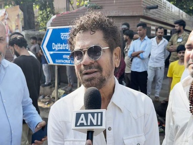 Anees Bazmee mourns Pahlaj Nihalani's demise, calls it a "personal loss"