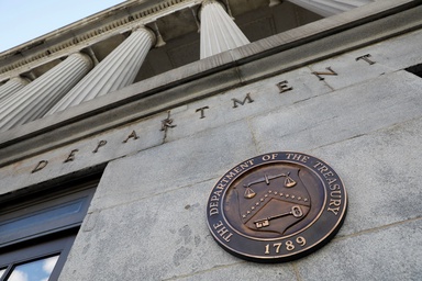 US Treasury says big banks discriminated on political grounds