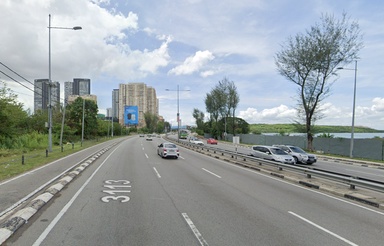 Lane closures on Tun Dr Lim Chong Eu Expressway for elevated U-turn works