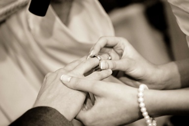 Cases of foreigners marrying locals for business licenses in Selangor getting serious