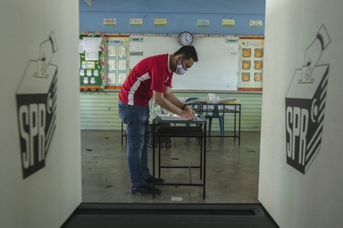 PRN Johor: 2.7 juta pengundi pilih wakil rakyat hari ini