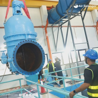 Why is it still so hard to cut water losses? Air Selangor points to old pipes