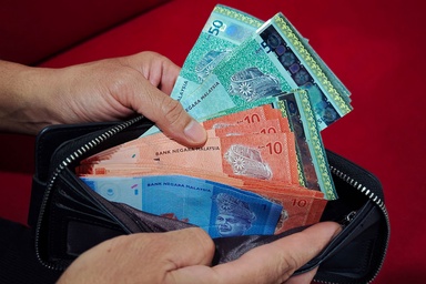 Ringgit opens higher v greenback on firm domestic economic data