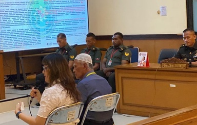 Tangis Istri Kacab Bank Pecah di Ruang Sidang Ungkap Doa Anak Minta Ayahnya Pulang Sebentar