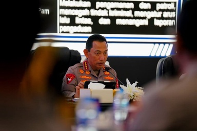 Pesan Listyo Sigit Prabowo untuk Suyudi: Lanjutkan Program agar Polri Beri Pelayanan Terbaik