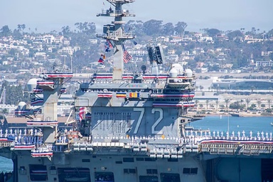 Mundur dari Perang Iran, Kapal Induk USS Abraham Lincoln Akhirnya Tiba di AS