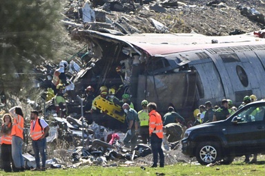 Spain high-speed train collision kills 31, injures 80