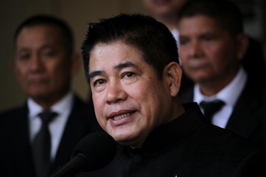 Thamanat denies secret deals abroad